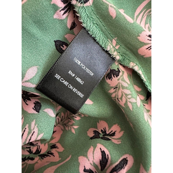 ✨2/$20 Torrid Georgette Zip Front Dolman Blouse Green Pink Floral Plus Size 1 1X - Picture 8 of 12